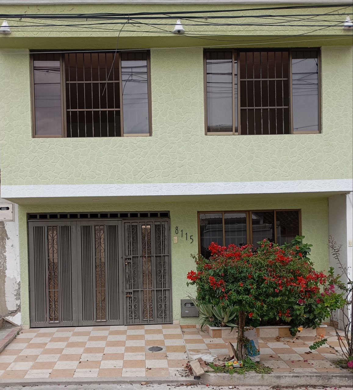 Fachada de Pixel House Buga